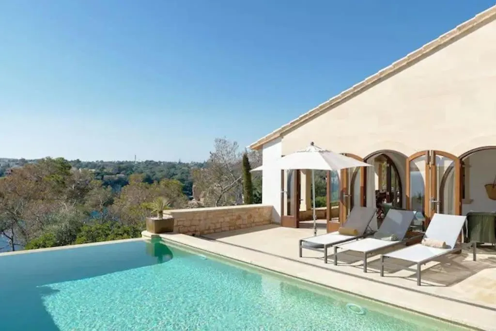 Descubre El Paraiso En La Villa Grand Bleu Playa A 500 Metros Opcion Piscina Climatizada A 30º Santanyi