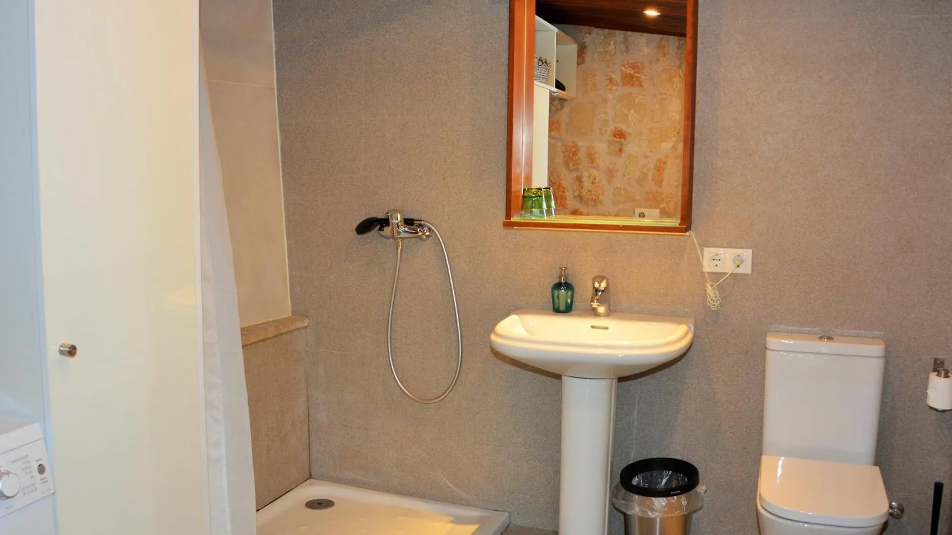 Descubre El Paraiso En La Villa Grand Bleu Playa A 500 Metros Opcion Piscina Climatizada A 30º Santanyi 0*,  Espanha